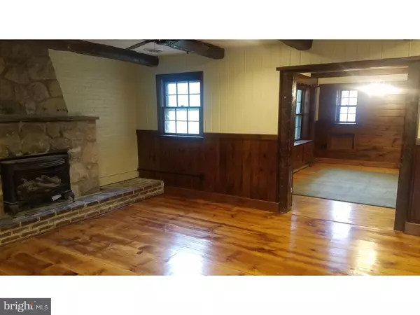 Douglassville, PA 19518,1371 OLD AIRPORT RD #FRONT