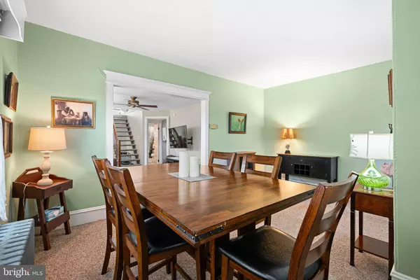 Barrington, NJ 08007,29 E GLOUCESTER PIKE