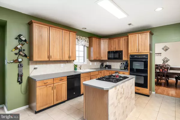 Westampton, NJ 08060,20 GREENBRIER DR