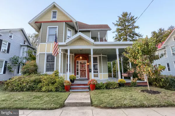 Mechanicsburg, PA 17055,424 W MAIN STREET