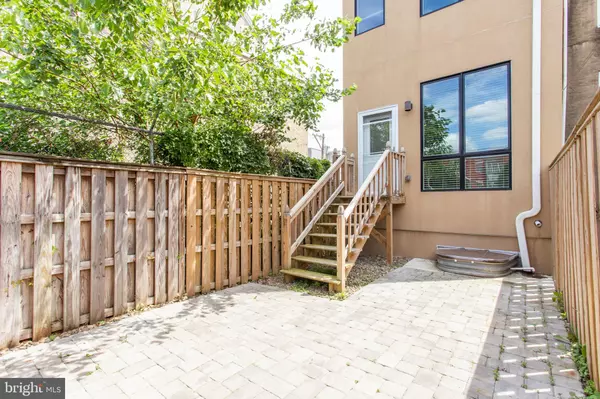 Philadelphia, PA 19130,1519 OGDEN ST #1