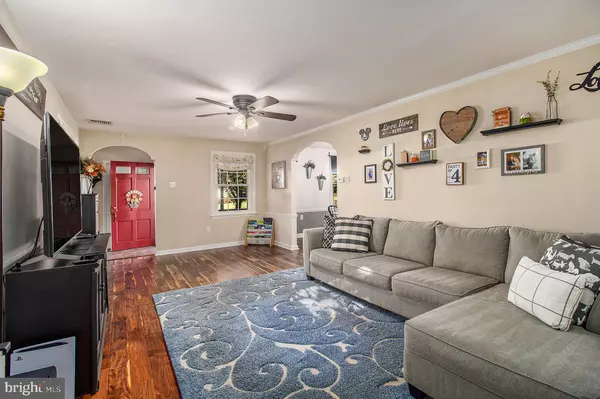 Oreland, PA 19075,118 TWINING RD