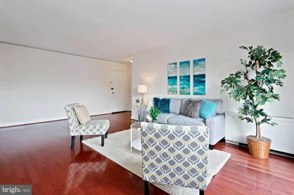 Arlington, VA 22204,1830 COLUMBIA PIKE #110