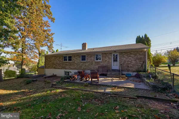 York, PA 17402,2740 WHITNEY DR