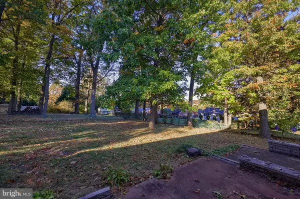 York, PA 17402,2740 WHITNEY DR