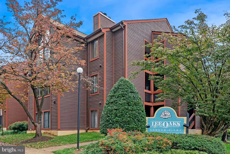 2815 LEE OAKS CT #302, Falls Church, VA 22046