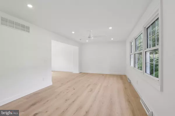 Vineland, NJ 08361,2851 CRANE ST