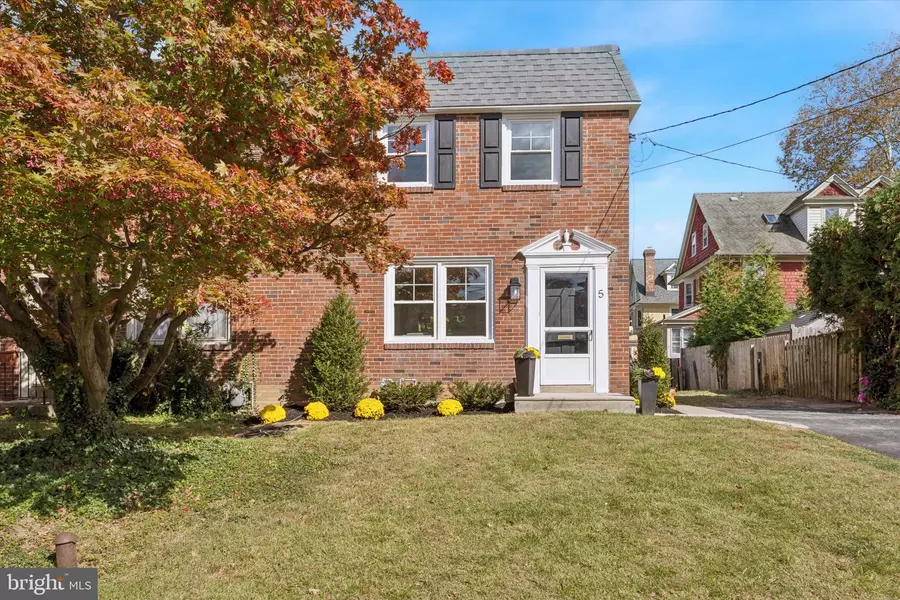 5 LLANFAIR RD, Ardmore, PA 19003