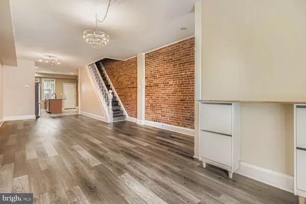 118 N LUZERNE AVE, Baltimore, MD 21224