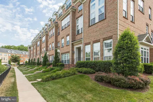 Manassas Park, VA 20111,9800 PICKENS PL