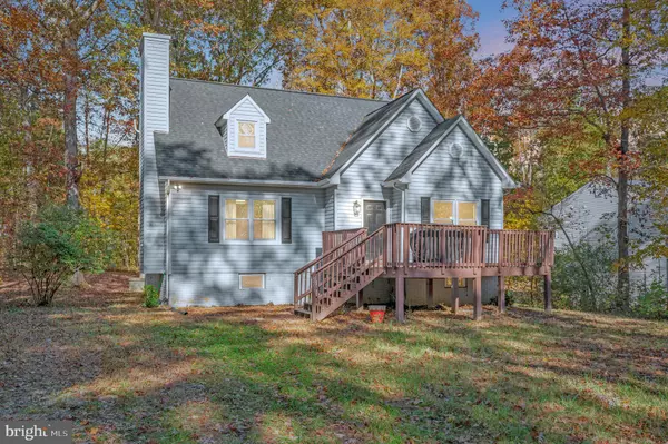 203 SEA CLIFF DR, Ruther Glen, VA 22546