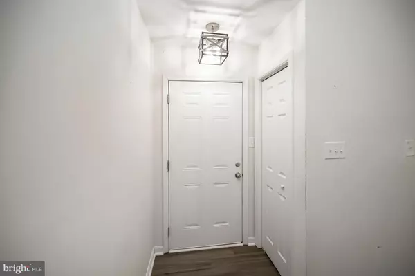 Ruther Glen, VA 22546,203 SEA CLIFF DR