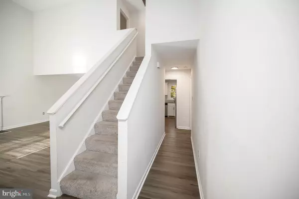 Ruther Glen, VA 22546,203 SEA CLIFF DR