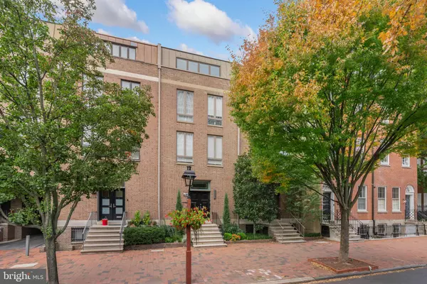 Philadelphia, PA 19106,254 S 3RD ST