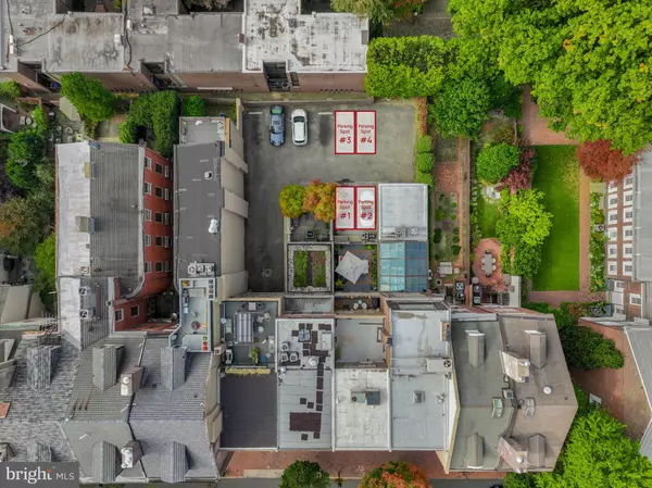 Philadelphia, PA 19106,254 S 3RD ST