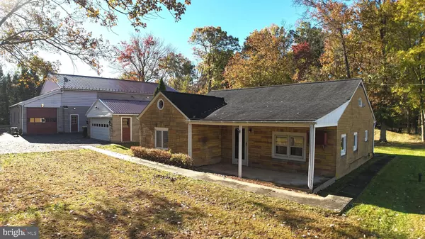 1692 CHESTNUT RIDGE RD, Upper Black Eddy, PA 18972