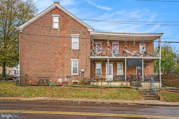 Pottstown, PA 19464,66 W 4TH ST