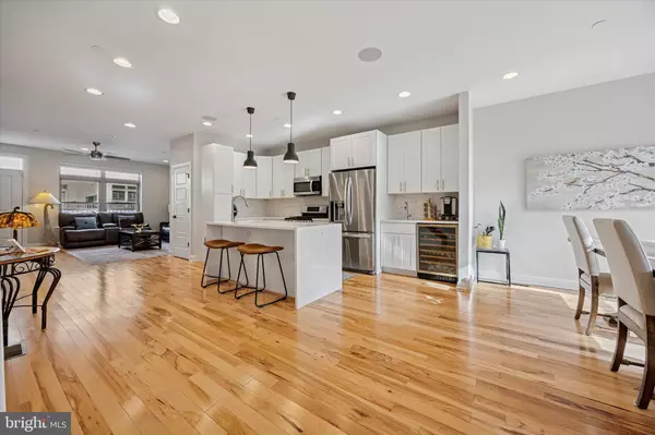 Philadelphia, PA 19127,152 CARSON ST