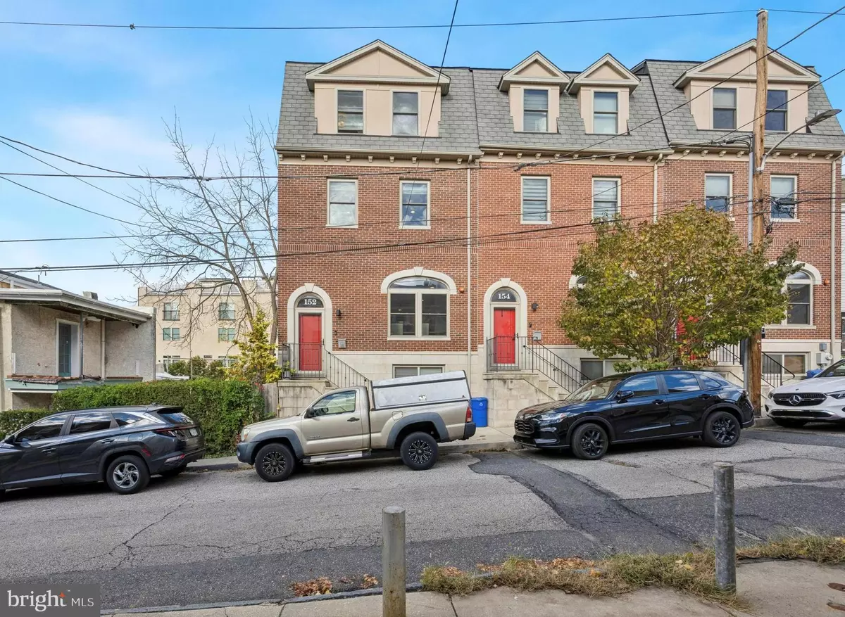 Philadelphia, PA 19127,152 CARSON ST