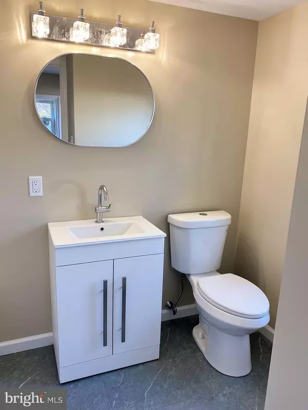 Collingswood, NJ 08108,421 LINCOLN AVE