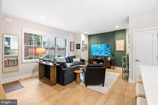 Philadelphia, PA 19147,1215 ADDISON WALK