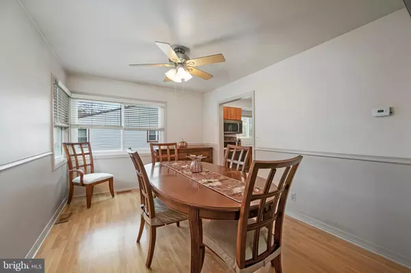 Cherry Hill, NJ 08003,1619 S BOWLING GREEN DR