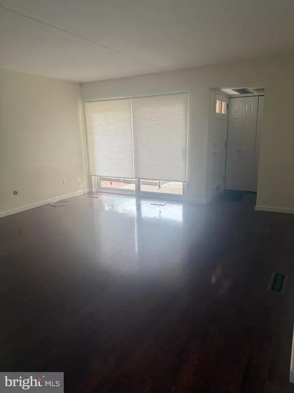 Devon, PA 19333,76 OLD FORGE XING #76