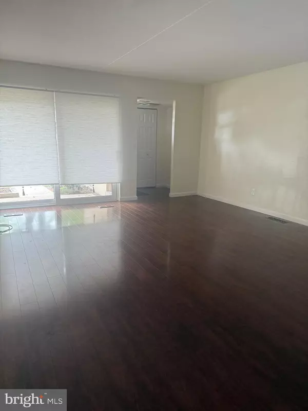 Devon, PA 19333,76 OLD FORGE XING #76