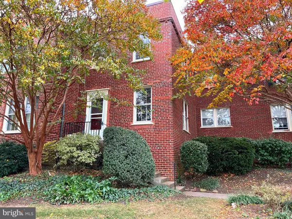 Arlington, VA 22204,1600 S BARTON ST #747