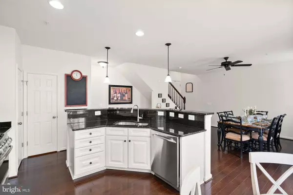 Sterling, VA 20166,45752 WINDING BRANCH TER