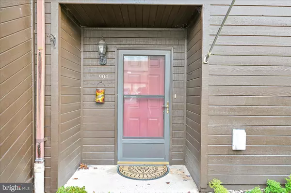 Orwigsburg, PA 17961,904 VILLAGE RD