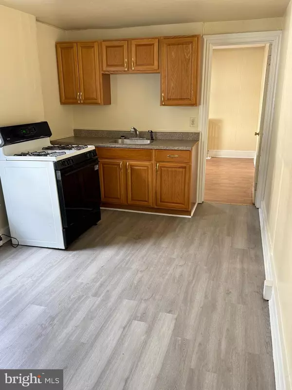 Reading, PA 19604,713 N 9TH ST