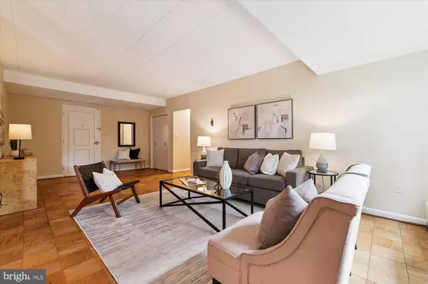 Chevy Chase, MD 20815,4800 CHEVY CHASE DR #101