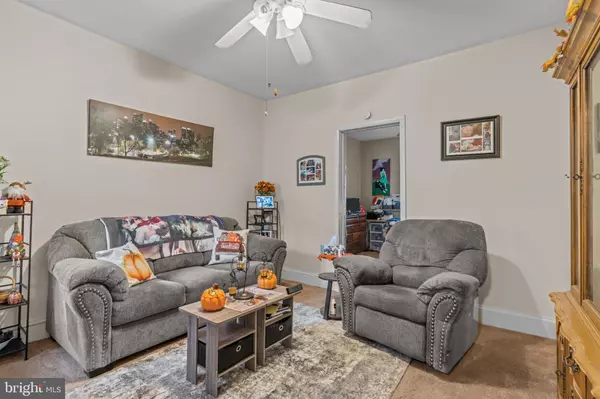 Lansdale, PA 19446,129 FIFTH