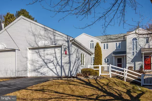 New Cumberland, PA 17070,1810 CREEK VIEW DR