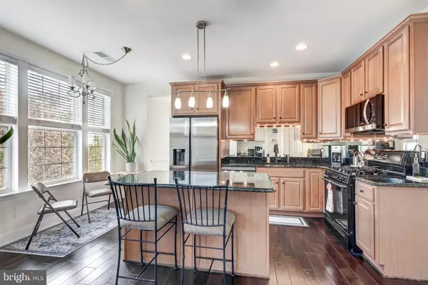 Ellicott City, MD 21043,2540 KENSINGTON GDNS #406