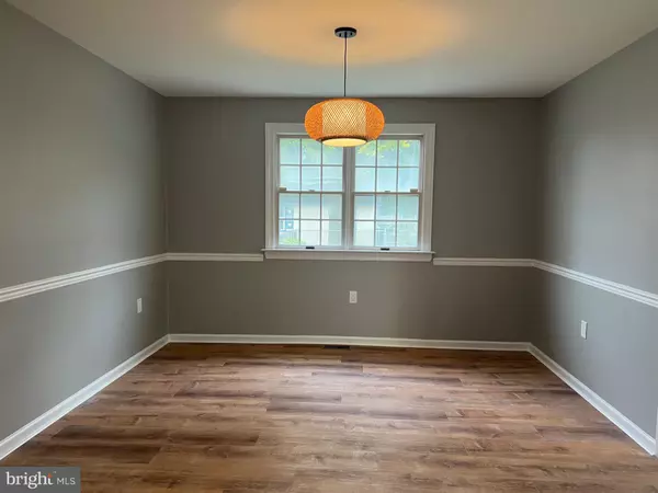 Berlin, NJ 08009,518 MAIN AVE