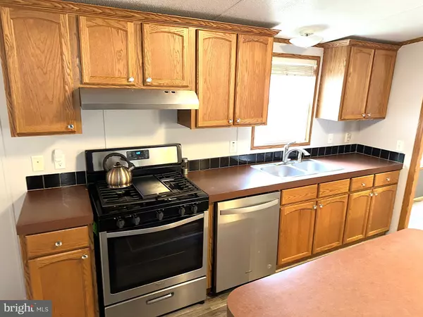 Temple Hills, MD 20748,8601 TEMPLE HILLS RD #5