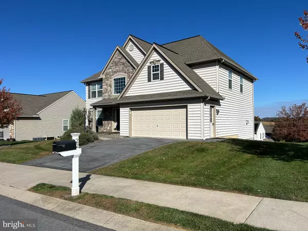 22 SUMMERLYN DR, Ephrata, PA 17522