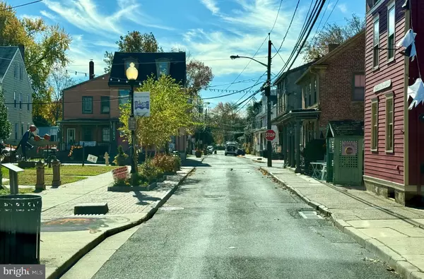 Mount Holly, NJ 08060,43 WHITE ST