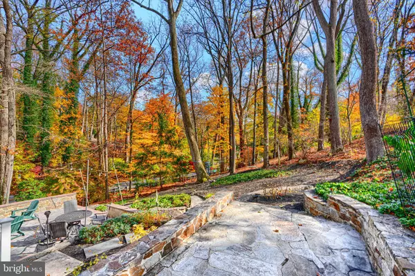 Baltimore, MD 21204,901 NAVY RD