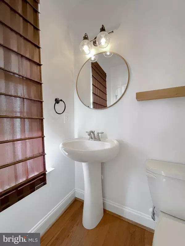 Hollywood, MD 20636,24472 BROAD CREEK DR