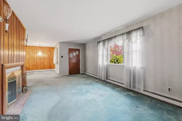 Southampton, PA 18966,604 CUSHMORE RD