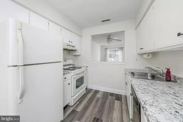 Sewell, NJ 08080,155 COVERED BRIDGE CT