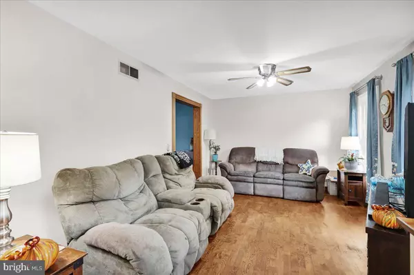 Reinholds, PA 17569,345 VILLAGE SPRING LN