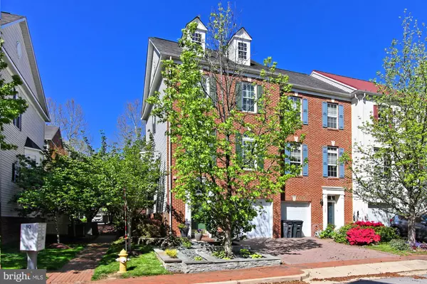 5120 GRIMM DR, Alexandria, VA 22304