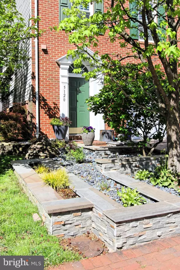 Alexandria, VA 22304,5120 GRIMM DR