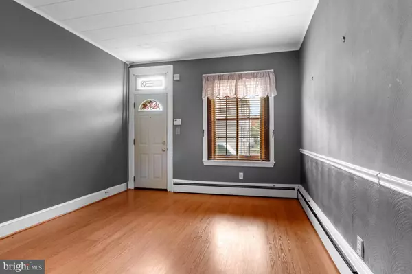 Philadelphia, PA 19135,6910 TULIP ST