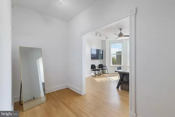 Baltimore, MD 21218,34 E 25TH ST