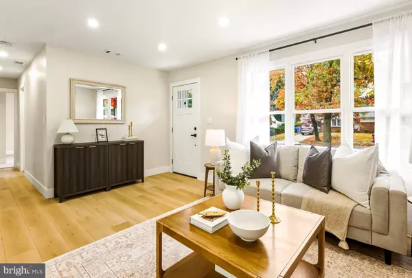 Cherry Hill, NJ 08034,207 CHAPEL AVE E